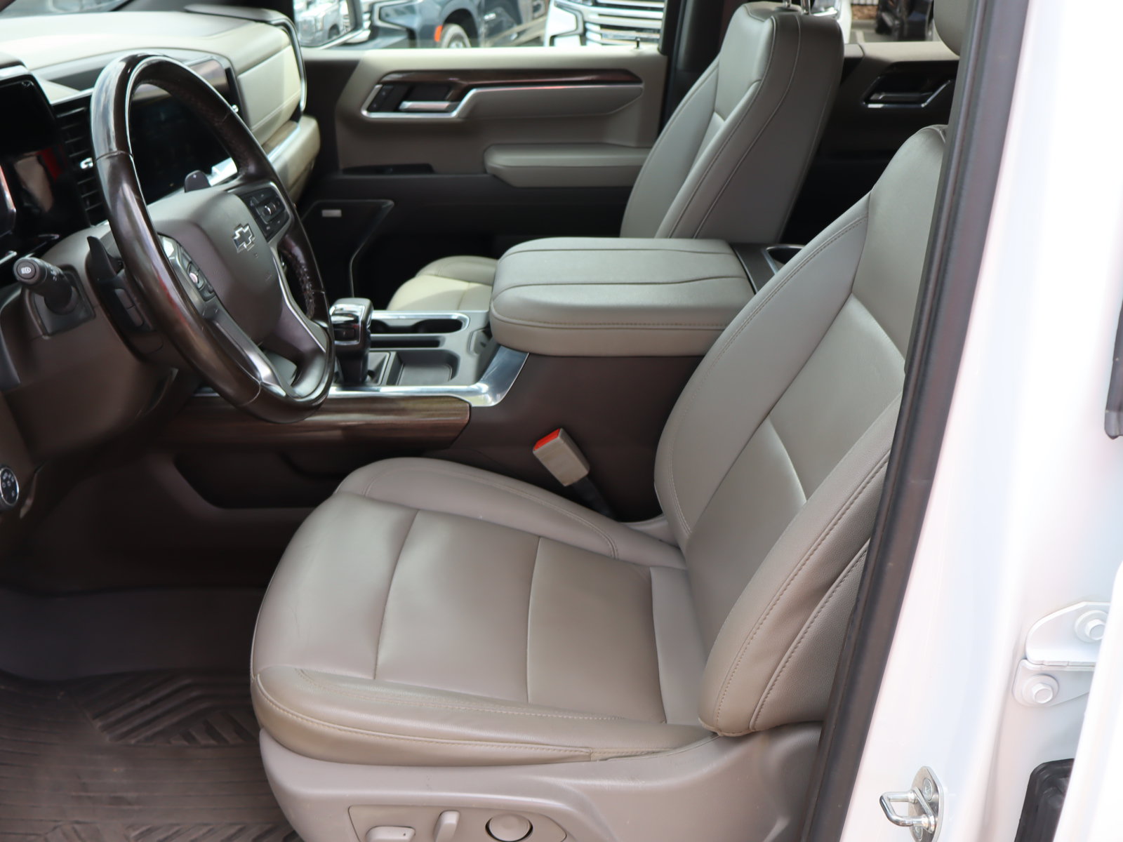 Used 2024 Chevrolet Silverado 1500 RST w/ All Star Edition Plus AWD/4WD image 19