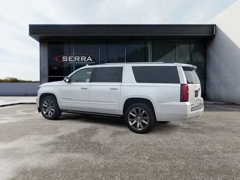 Used 2017 Chevrolet Suburban Premier image 3