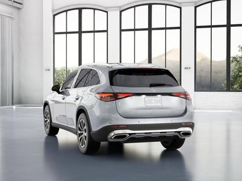 Certified 2025 Mercedes-Benz GLC 300 4MATIC image 27