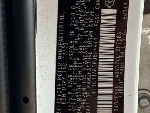 Used 2024 Toyota Camry SE w/ Blackout Package (TMS) image 27