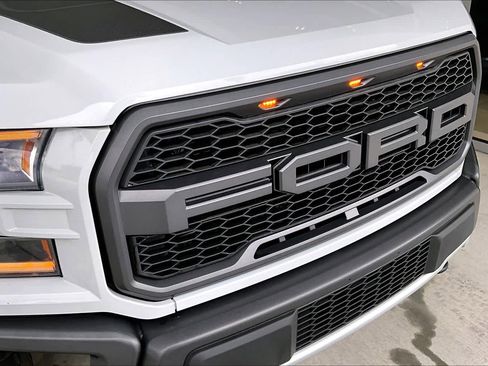 Used 2017 Ford F150 Raptor w/ Equipment Group 801A Mid AWD/4WD image 29