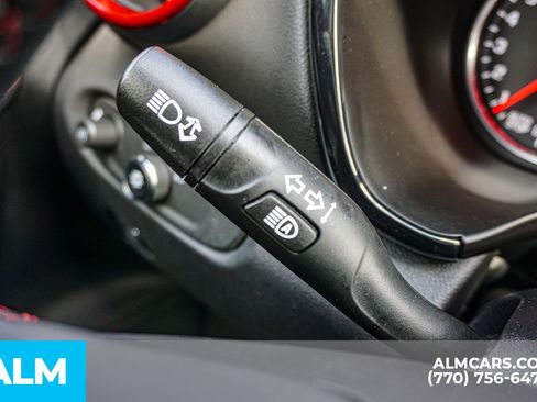 Used 2025 Chevrolet Blazer RS FWD image 36