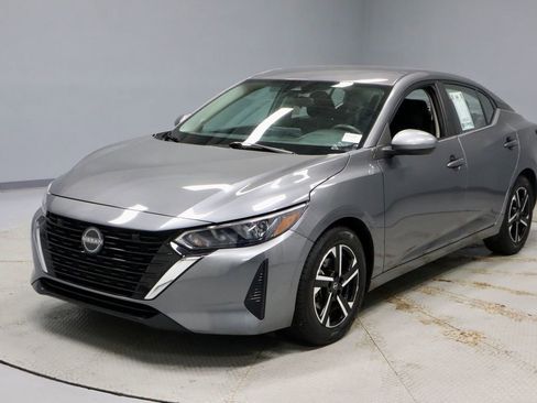Certified 2024 Nissan Sentra SV FWD image 6