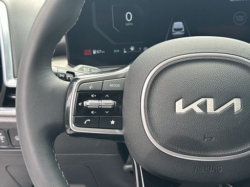 Certified 2024 Kia Sorento SX AWD/4WD image 29