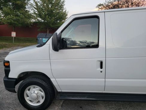 Used 2008 Ford E-350 and Econoline 350 Extended Super Duty RWD image 11