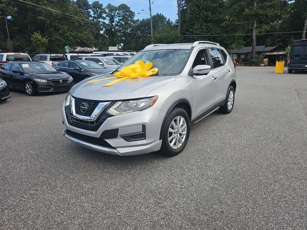 Used 2018 Nissan Rogue SV w/ Premium Package AWD/4WD image 1