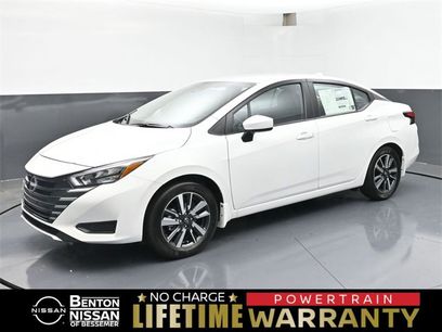 New 2025 Nissan Versa SV w/ Trunk Package