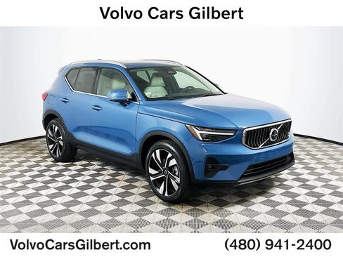 Used 2023 Volvo XC40 B5 Ultimate w/ Protection Package Premier image 1