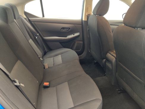 Used 2025 Nissan Sentra SV FWD image 19