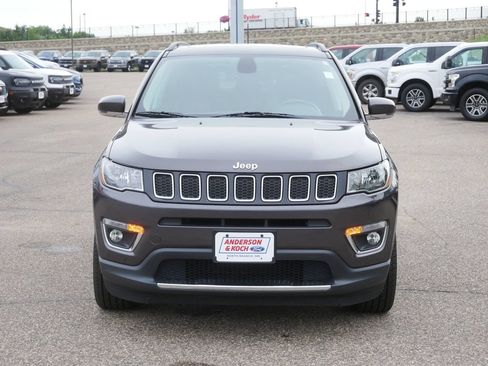 Used 2018 Jeep Compass Limited w/ Navigation Group AWD/4WD image 3