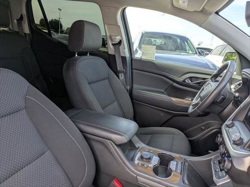 Used 2022 GMC Acadia SLE w/ Driver Convenience Package image 26