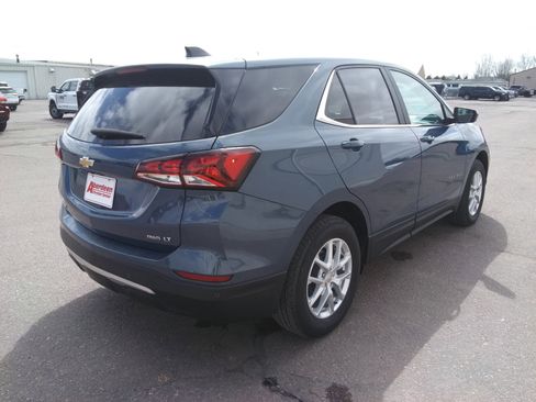 Used 2024 Chevrolet Equinox LT AWD/4WD image 5