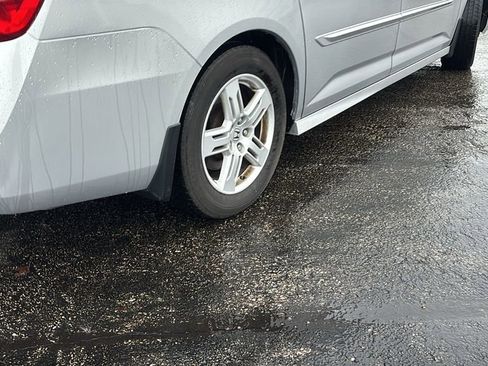 Used 2011 Honda Odyssey Touring image 8