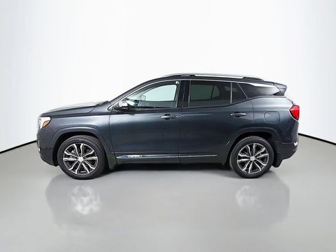 Used 2018 GMC Terrain Denali w/ Driver Alert Package II AWD/4WD image 9