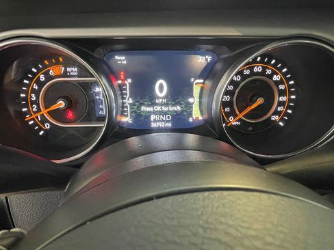 Used 2021 Jeep Wrangler Unlimited Sport image 6