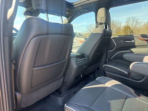 Certified 2024 Cadillac Escalade ESV Premium Luxury image 28