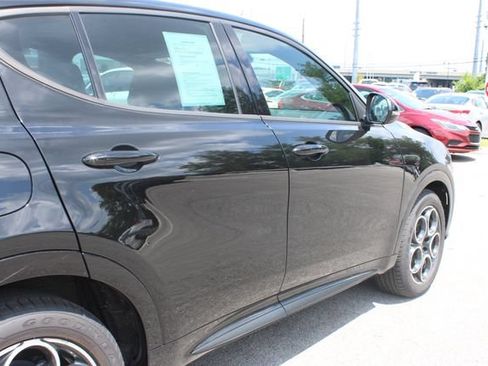 Used 2025 Alfa Romeo Tonale AWD/4WD image 47