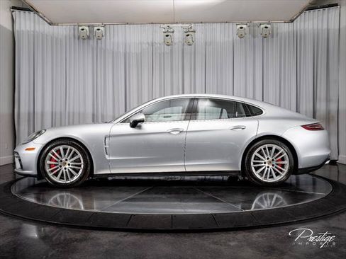 Used 2017 Porsche Panamera Turbo AWD/4WD image 6