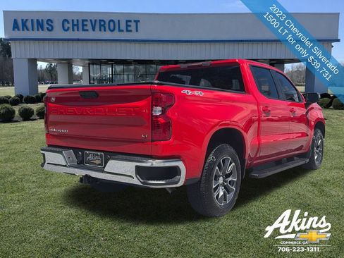 Used 2023 Chevrolet Silverado 1500 LT w/ Protection Package AWD/4WD image 6