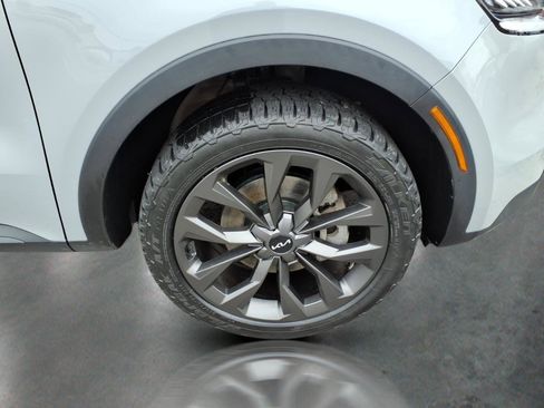 Used 2023 Kia Sorento X-Line EX image 11