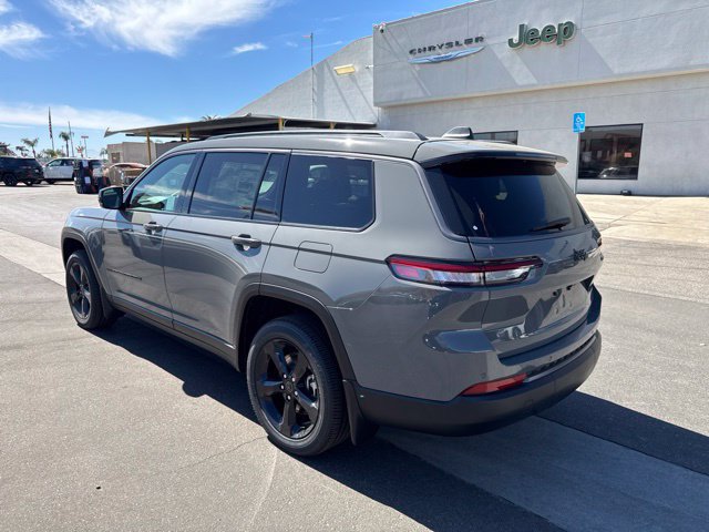 New 2027 Jeep Grand Cherokee L Limited w/ Limited Altitude Package RWD image 3