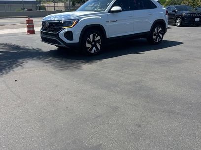 Used 2025 Volkswagen Atlas Cross Sport SE