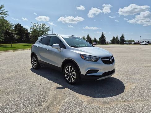 Used 2022 Buick Encore Preferred w/ Safety Package AWD/4WD image 4