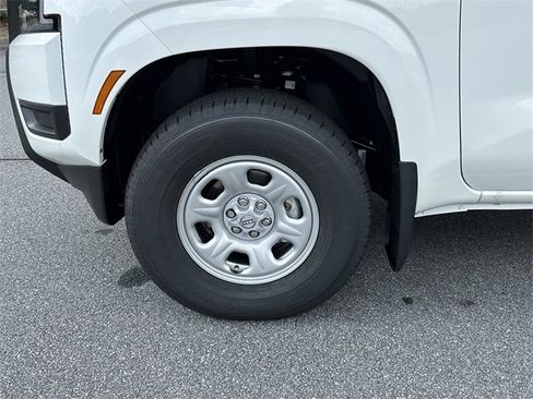 New 2026 Nissan Frontier S image 12