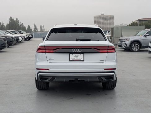 Used 2023 Audi Q8 Premium Plus w/ Premium Plus Package AWD/4WD image 7