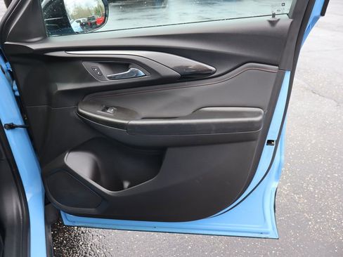 Used 2023 Chevrolet TrailBlazer RS w/ Sun and Liftgate Package image 27