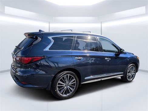 Used 2019 INFINITI QX60 Luxe w/ Sensory Package image 3