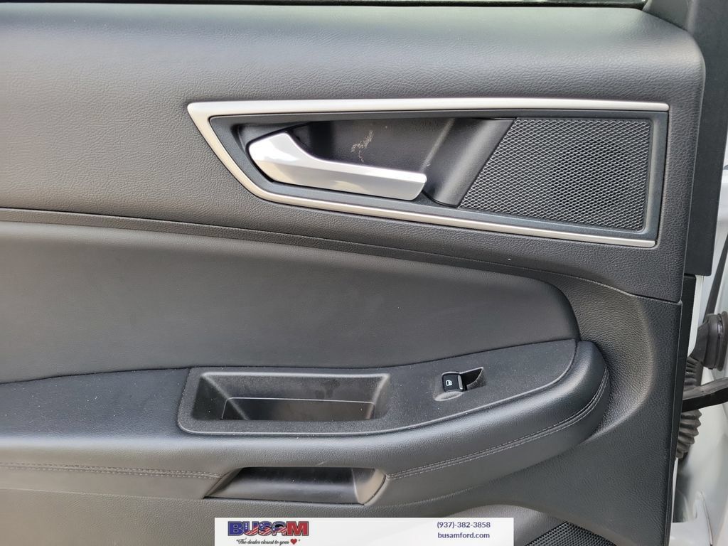 Used 2024 Ford Edge SEL AWD/4WD image 10