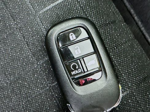 Used 2026 Honda HR-V Sport image 35