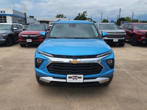 New 2026 Chevrolet TrailBlazer LT w/ Convenience Package image 2