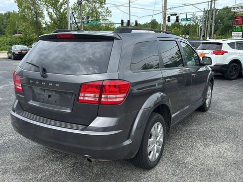 Used 2018 Dodge Journey SE FWD image 5