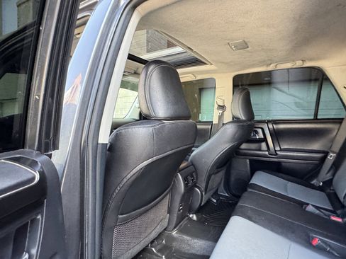 Used 2016 Toyota 4Runner SR5 Premium AWD/4WD image 30