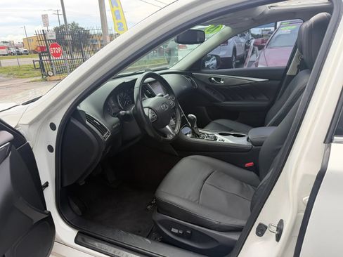 Used 2015 INFINITI Q50 w/ Moonroof Package RWD image 8