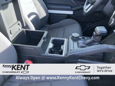 Used 2024 Toyota Tacoma TRD Off-Road image 16