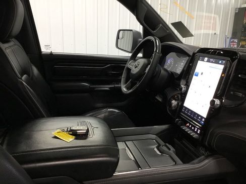 Used 2022 RAM 1500 Limited w/ Body-Colour Bumper Group image 53