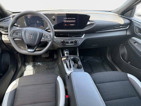 Used 2024 Buick Envista Preferred FWD image 15