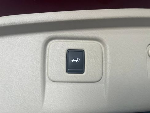 Used 2016 Nissan Murano Platinum AWD/4WD image 14