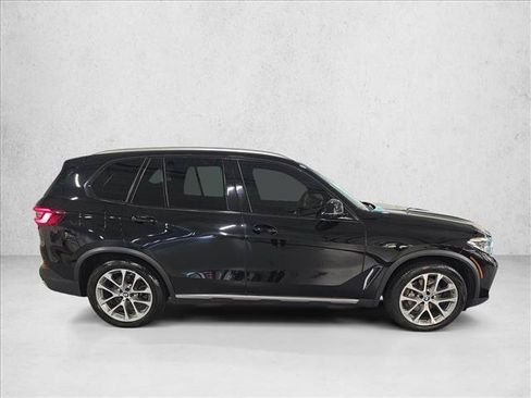 Used 2023 BMW X5 xDrive40i w/ Premium Package AWD/4WD image 4