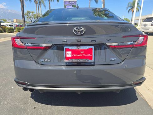 Certified 2025 Toyota Camry SE FWD image 15