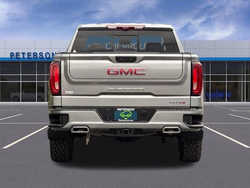Used 2024 GMC Sierra 1500 AT4 w/ Technology Package AWD/4WD image 5