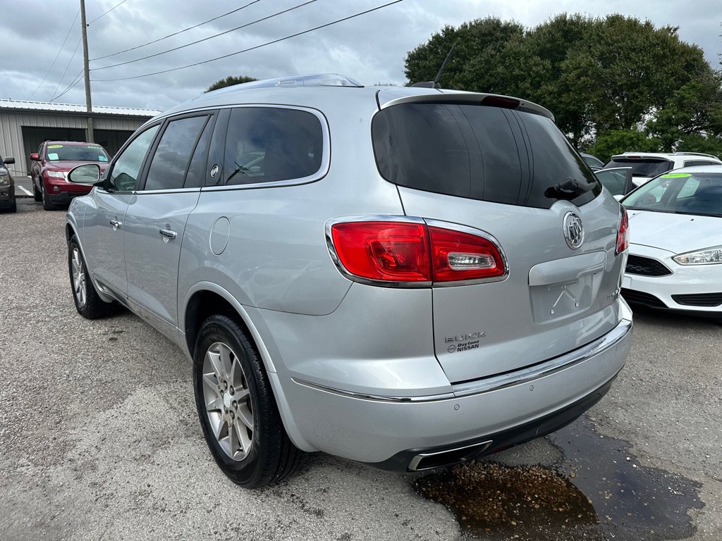 Used 2016 Buick Enclave Leather FWD image 6