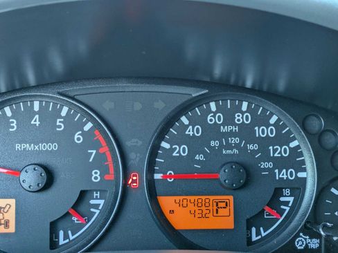 Used 2016 Nissan Frontier SV image 24