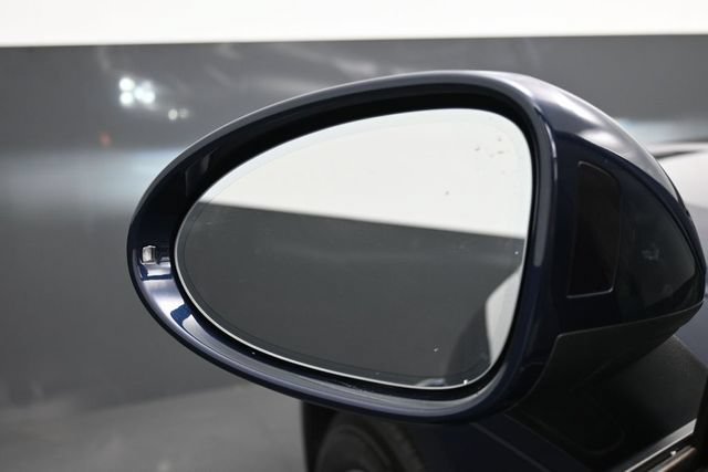 Used 2019 Porsche Macan AWD/4WD image 4