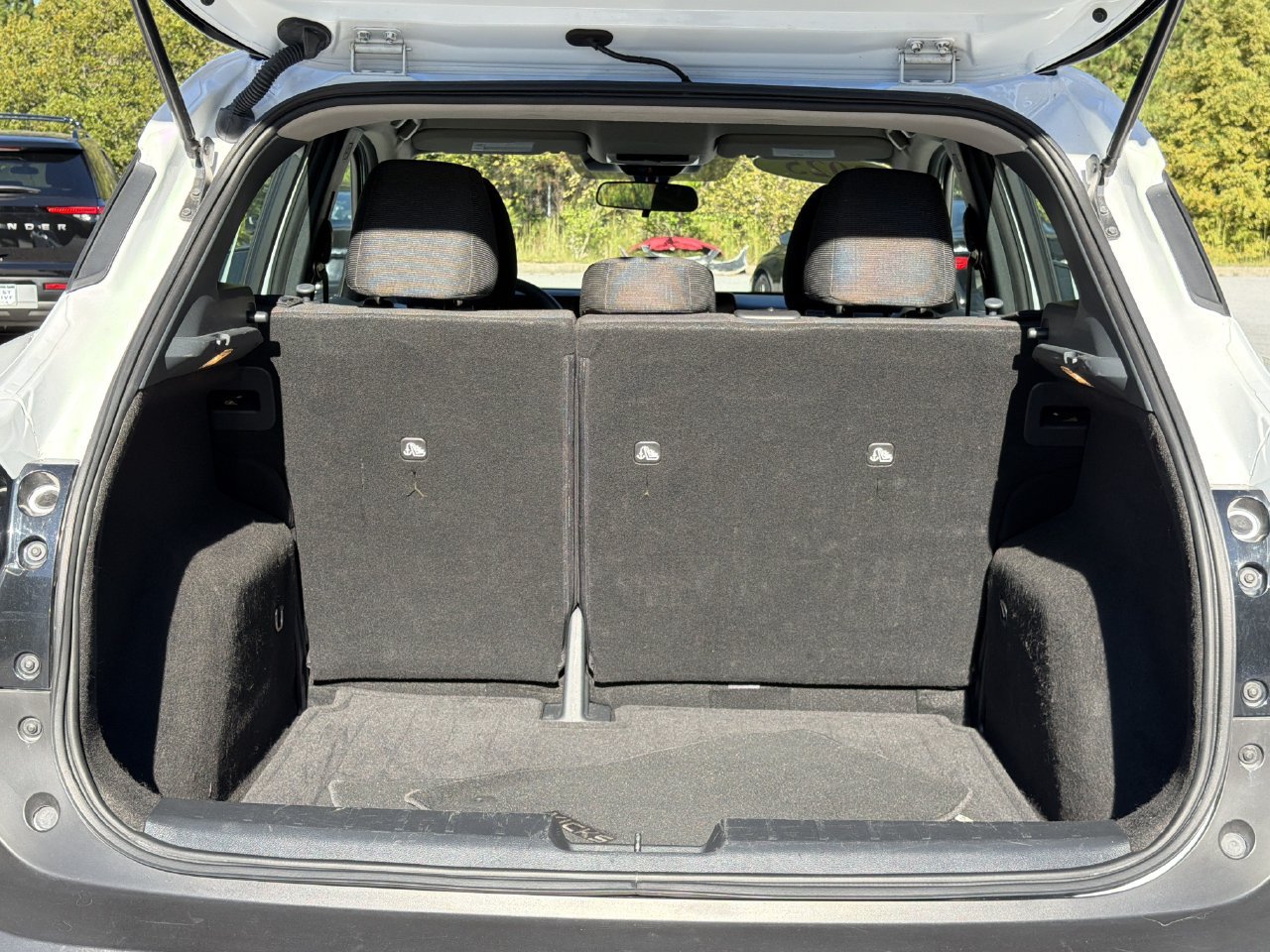 Used 2025 Nissan Kicks S FWD image 23