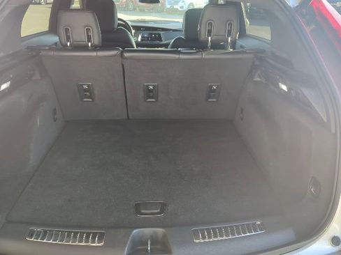 Used 2020 Cadillac XT4 Premium Luxury image 18