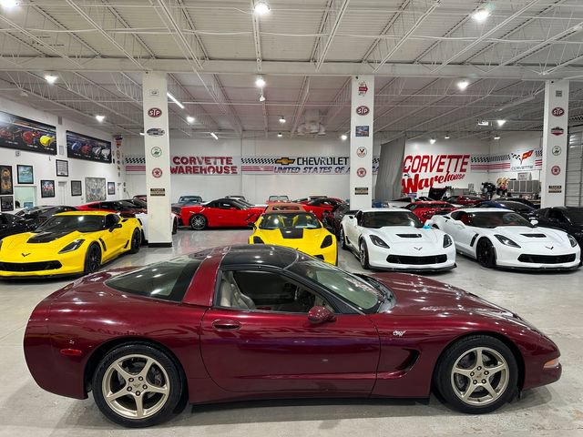Used 2003 Chevrolet Corvette Coupe w/ Preferred Equipment Group RWD image 6